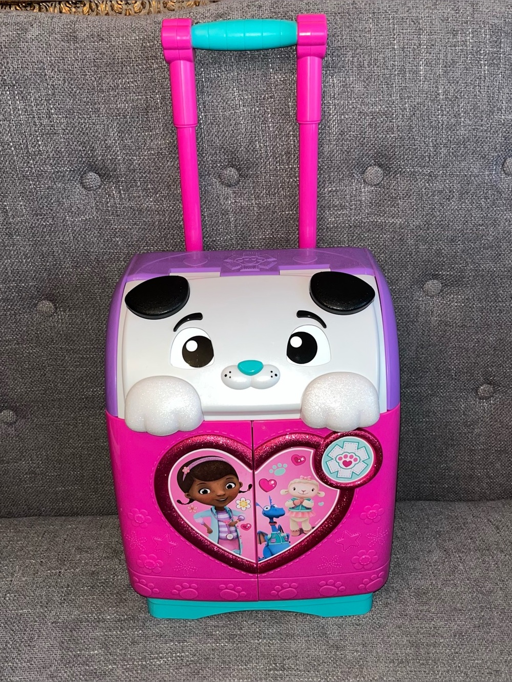 Disney Doc McStuffins 92446 Baby All in One Nursery Pet Rescue Mobile RARE HTF